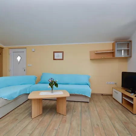 16 Fažana