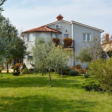 Apartment 16 *